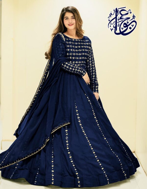 3 Pcs Women's Stitched Embroidered Maxi Suit